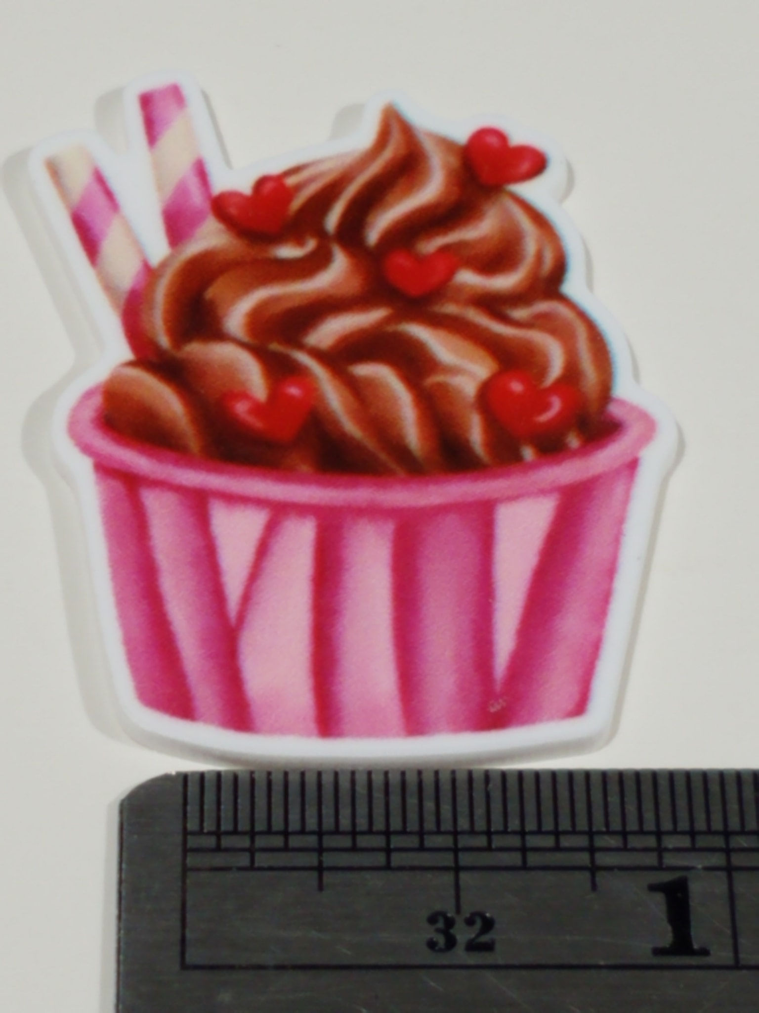 HEART CUPCAKE ACRYLIC FLAT BACK RESIN