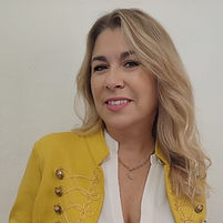 Sobre mi - Elisabet Suria_edited_edited.