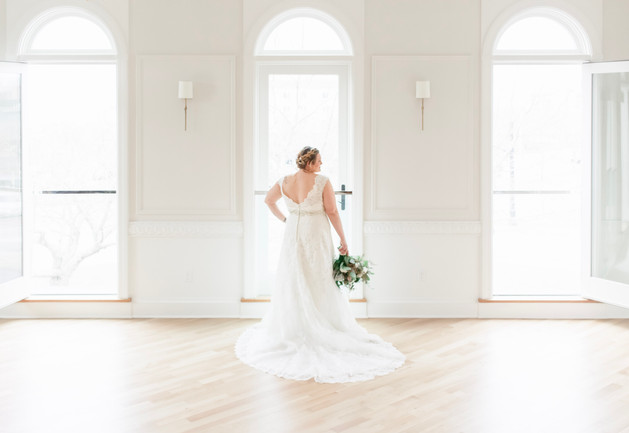 Plus Size Bridal Shoot Ending Body Bias Queen Anne S Loft Newport