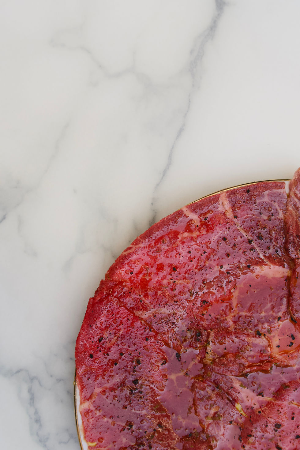 Carpaccio de bœuf chez Sauvages - Bistrot parisien & bar.