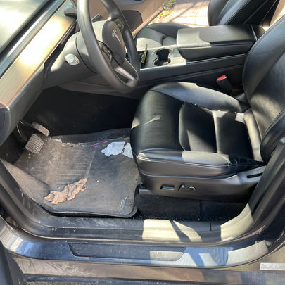 '23 Tesla Model Y