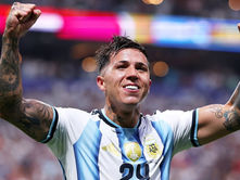 Argentina firma una remontada épica ante Egipto y se instala en cuartos de final