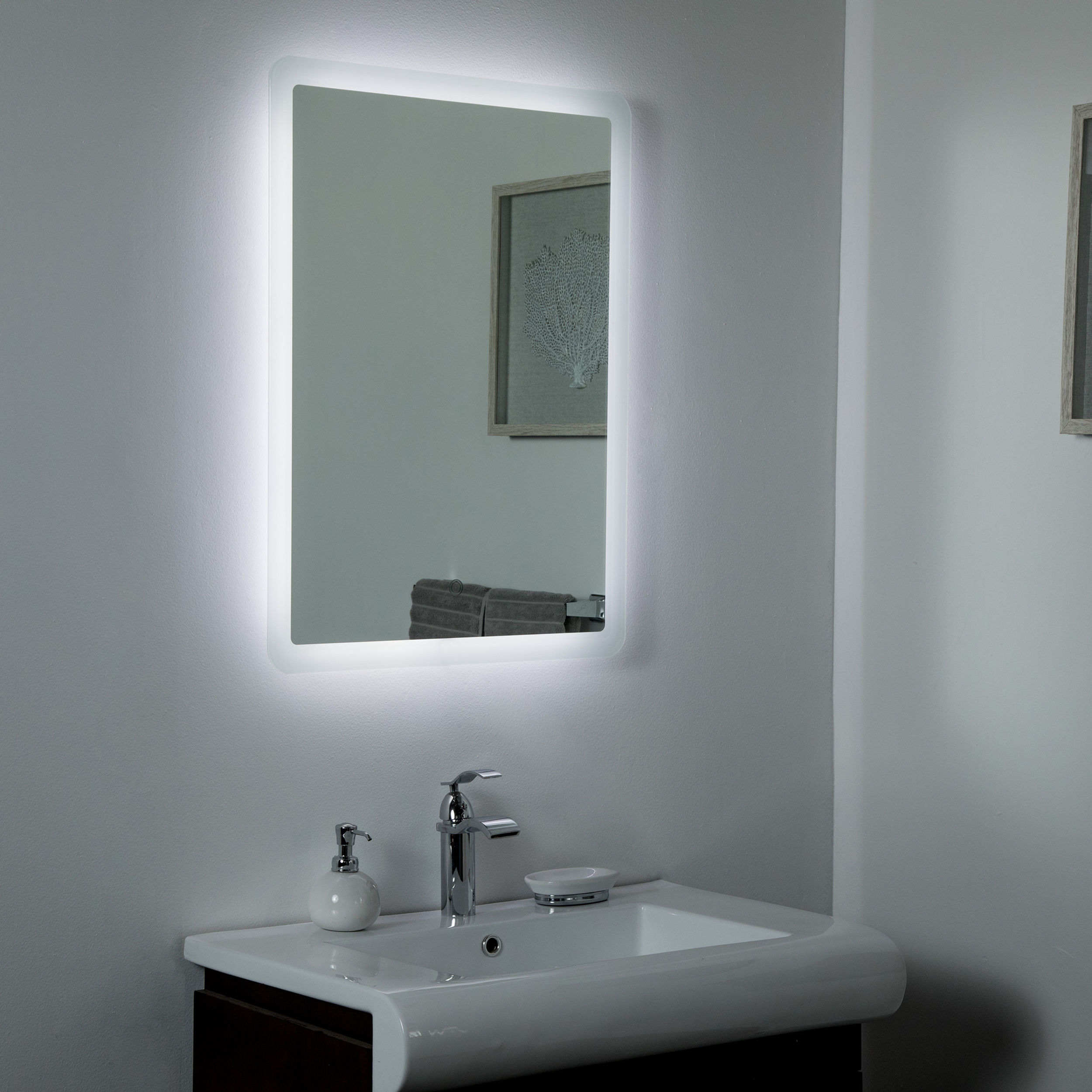 Dynaris Backlit LED Mirror 23.6 x 31.5in Bathroom Mirror