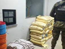 Quase uma tonelada de explosivos é apreendida pela polícia em cidade do interior da Bahia