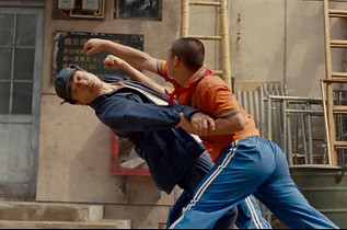 the-karate-kid-jackie-chan-beats-up-kids