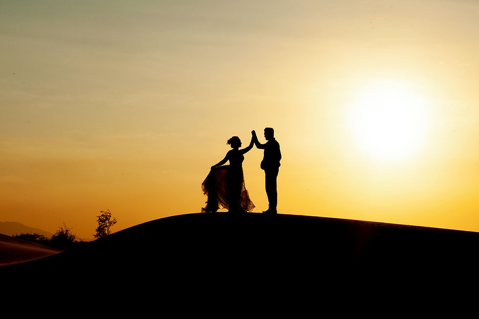 couple dancing in the sun