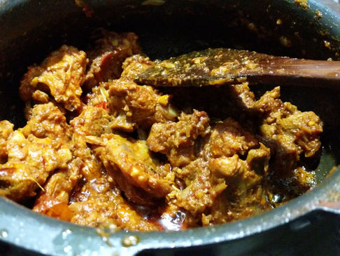 Kosha Mangsho ( Meat )