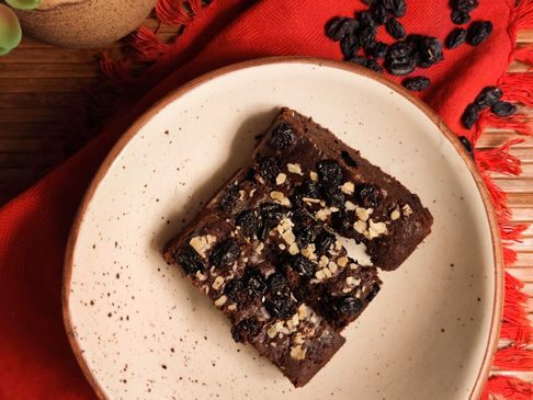 Dark Chocolate Cake with Three Berry overload