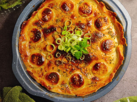 A Chicken - Ham & Leek Pie in all it's gorgeousness