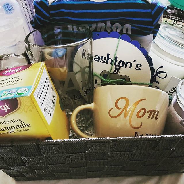 custom baby shower gifts