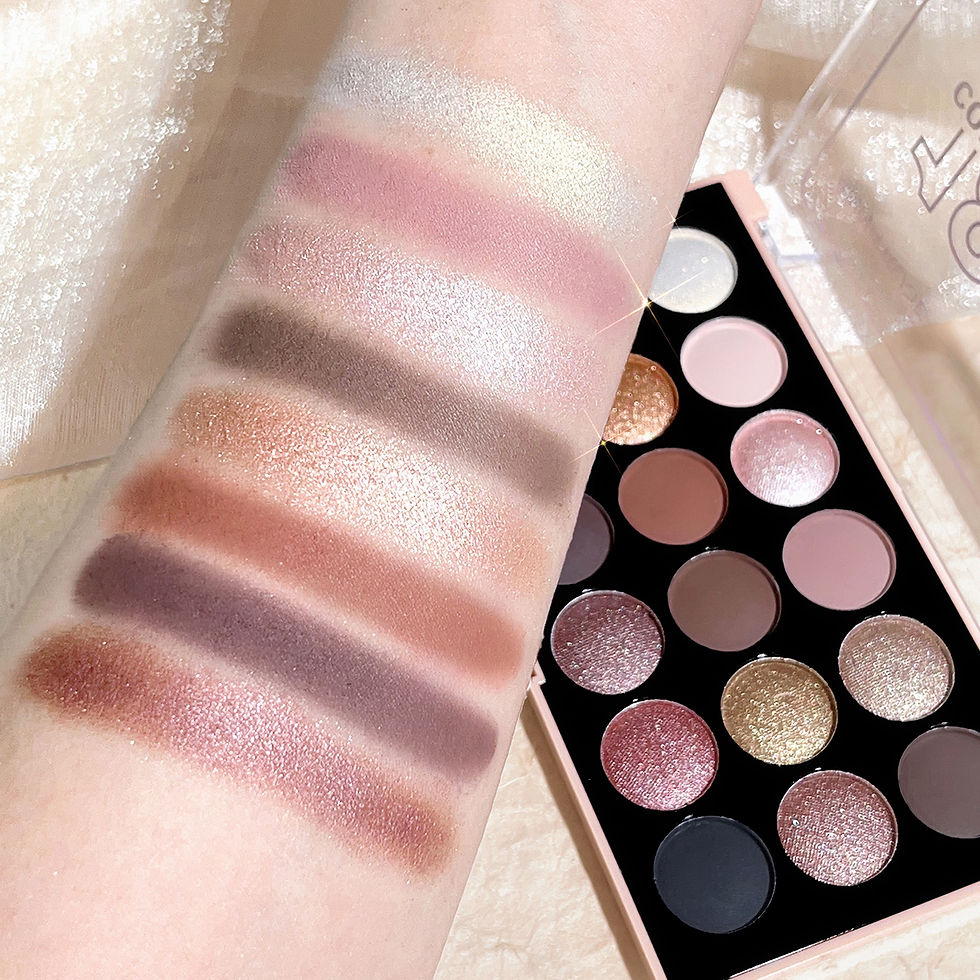 Thumbnail: Glam Luxe 18-Shade Eyeshadow Palette