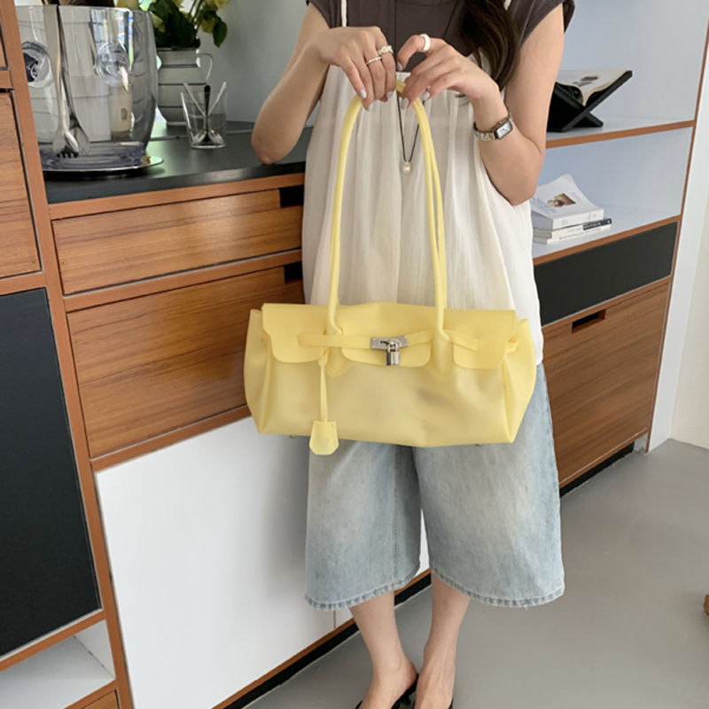 Thumbnail: Elegant Pink Tote Shoulder Bag – Chic Everyday Luxury
