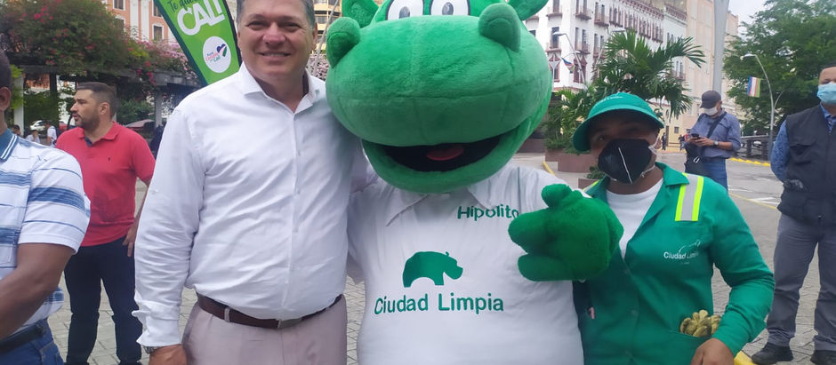 El Concejo a la Calle... presenta masivamente la campaña ¡Salvemos a la Ermita!