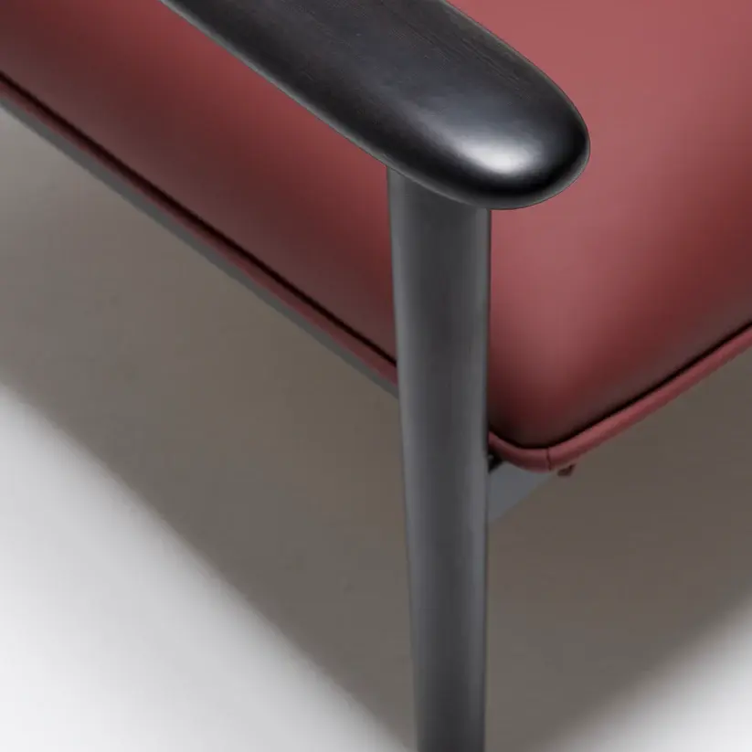 Uriah Lounge High Backrest