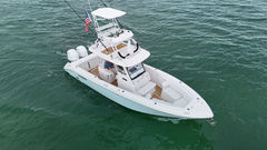 2018 Everglades 335 Center Console