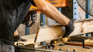 Standard vs Custom Pallets: When Customization Makes Sense