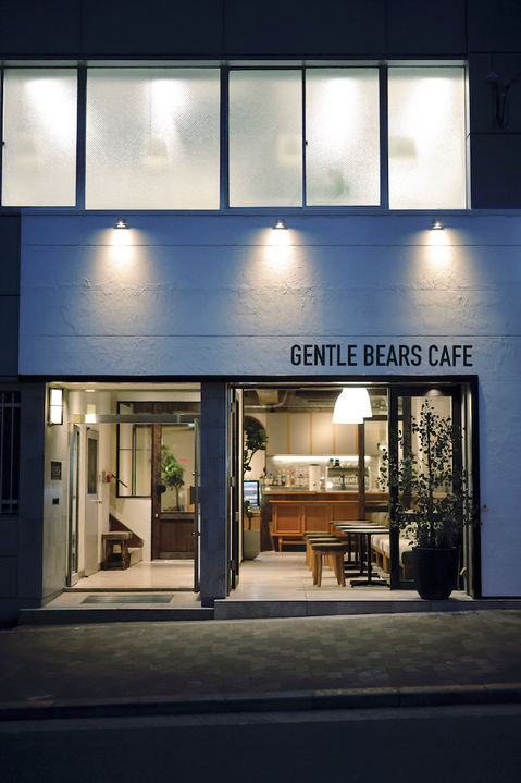 流行るカフェの店舗デザイン大阪ファサード