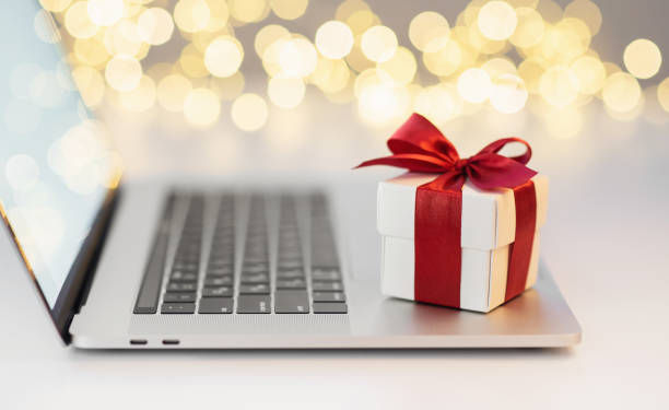 The holidays are the perfect time to show your clients a little extra love. Sending a thoughtful gift is more than just a kind gesture—it’s a chance to reconnect, say “thank you,” and remind them how much you’ve appreciated working together this year. But before you start filling your cart with cozy candles and artisan treats, let’s hit pause. Because yes… even gift-giving comes with a few IRS rules. (Not exactly the festive vibe you had in mind—but trust me, it’s better than your accountant turning into the Grinch come tax season.) The good news? This Guide to Holiday Client Gifting will help you choose thoughtful gifts and stay tax-smart. Let’s break it all down. 1. The $25 Rule 🎁 Here’s the scoop: the IRS lets you deduct up to $25 per client gift. That doesn’t mean you can’t spend more—it just means only $25 of that amount will count as a tax-deductible business expense. Example: Say you’re eyeing a luxe $85 gift box filled with gourmet chocolates, artisan coffee, and a candl