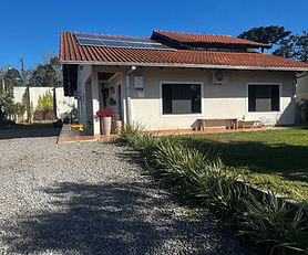 Residência averbada a venda no centro de Campo Alegre - SC