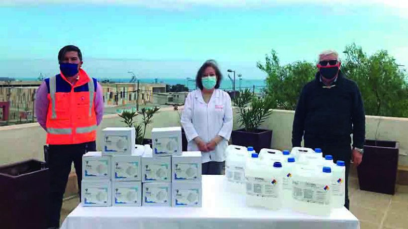 Donan mascarillas y alcohol gel para Hospital de Tocopilla