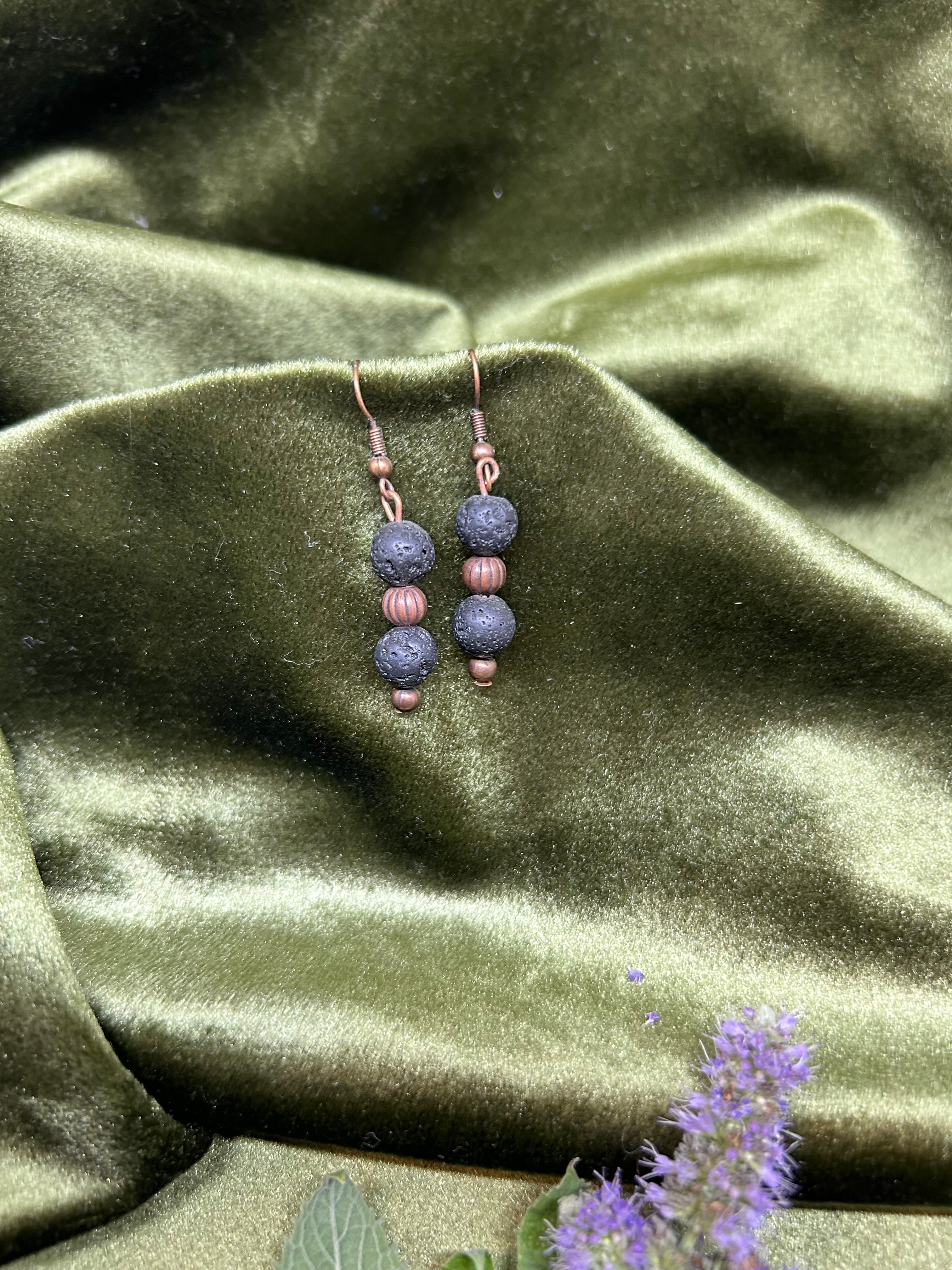 autorské NÁUŠNICE   z lávového kameňa