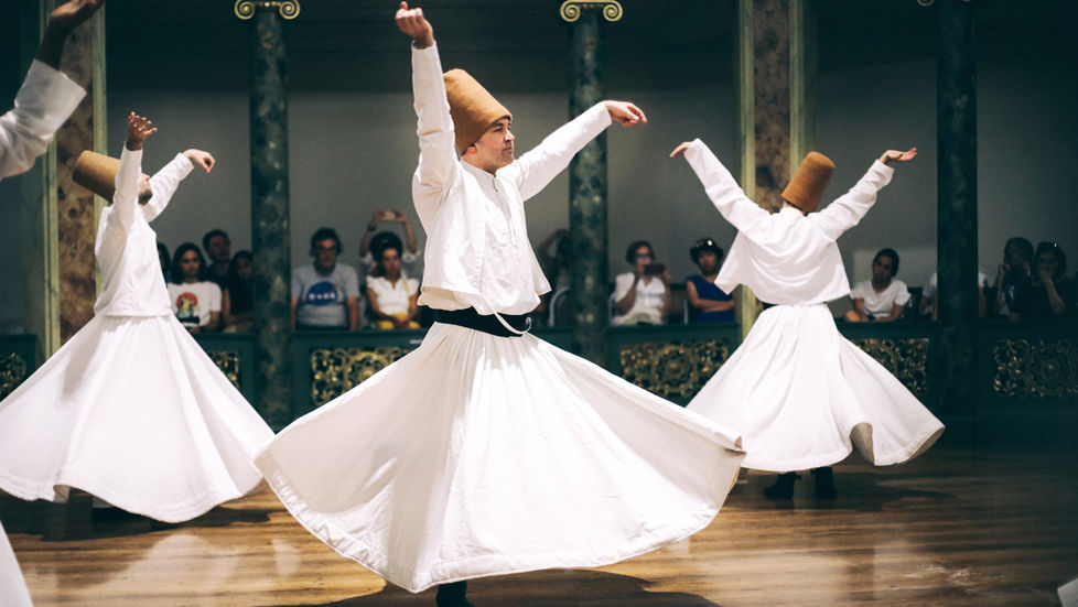 Una danza sufí en el corazón de Anatolia.