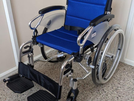 Light weight wheelchair