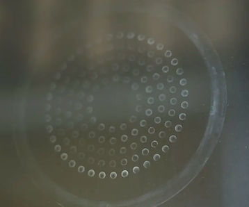 Suction-marks-on-glass-panes_edited_edit
