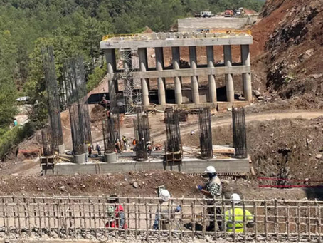 Aseguran cumplir meta de 415 caminos rurales