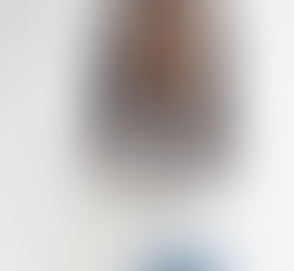 An #AAPIHERITAGEMONTH review: Parachutes by Kelly Yang 