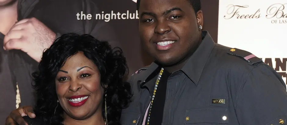 “Tears in Court: Sean Kingston Cries Out as Mother Gets 5-Year Prison Term”