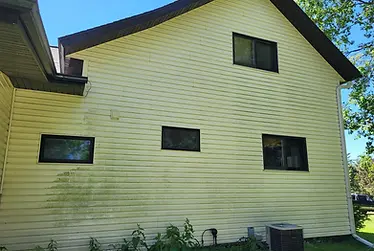 LAKE DUBAY, WI HOUSE WASHING