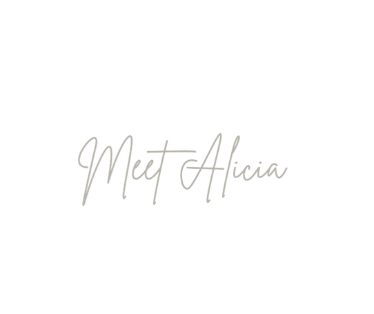Meet Alicia Cursive_edited.png