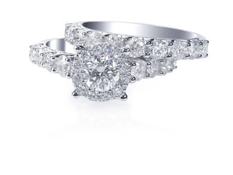 Custom Diamond Rings That Look Luxe Without the Luxe Price Tag