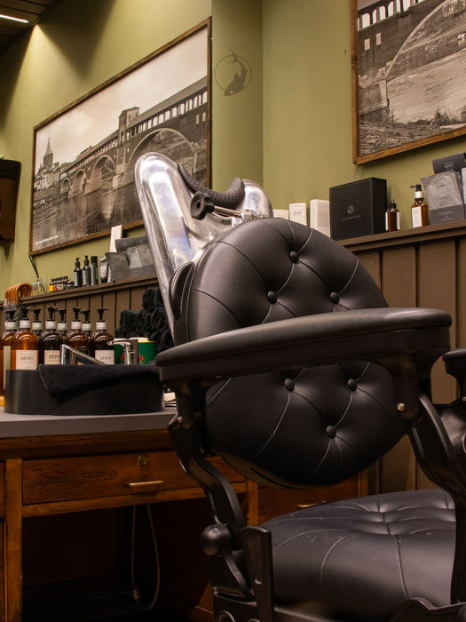 Sir.ink barber shop Pavia Agenzia Galeus Merate Lecco
