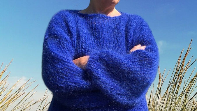 MOHAIR oversized sweater koningsblauw