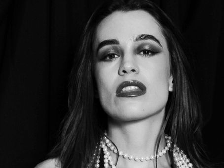 Kristi Steyn, Alternatief In Afrikaans