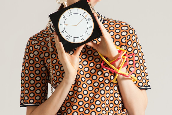 Model Holding Clock