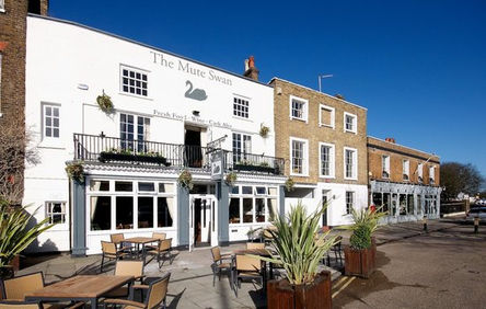 Palace Gate, Hampton Court