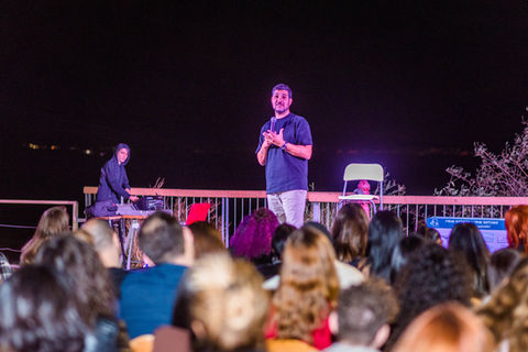 סטנד אפ נופש חברה