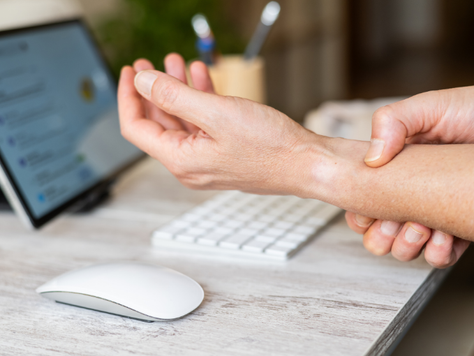 De Quervain’s Tenosynovitis: Understanding Thumb-Side Wrist Pain and How to Manage It