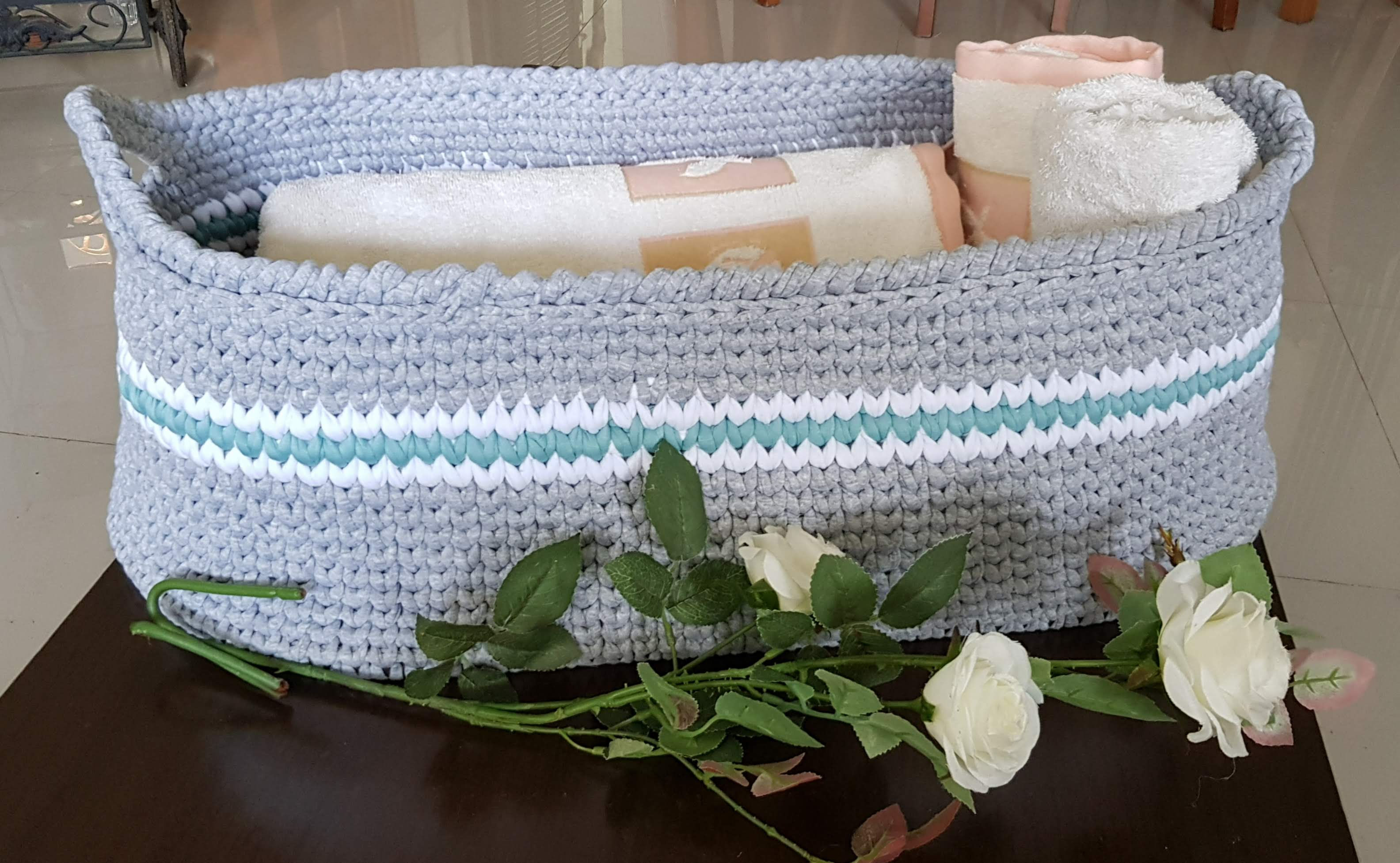 Large wire mesh basket