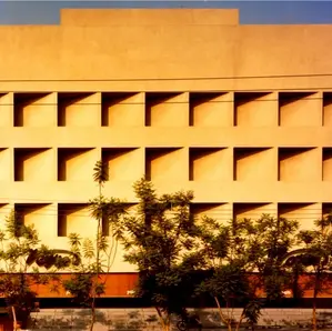 edificio-las-amc3a9rcias-1976.webp