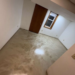Sand Metallic Basement Floor