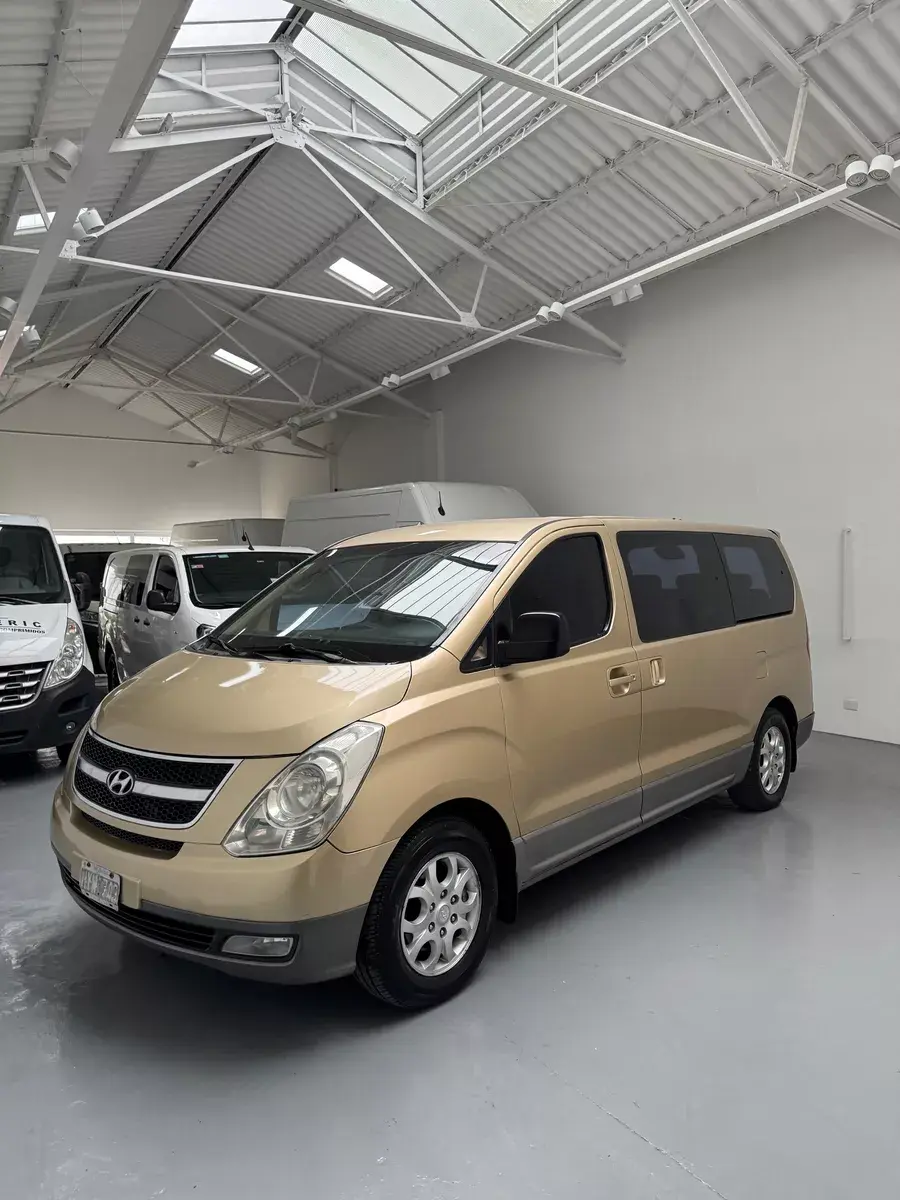 Miniatura: Hyundai H1 - 2009