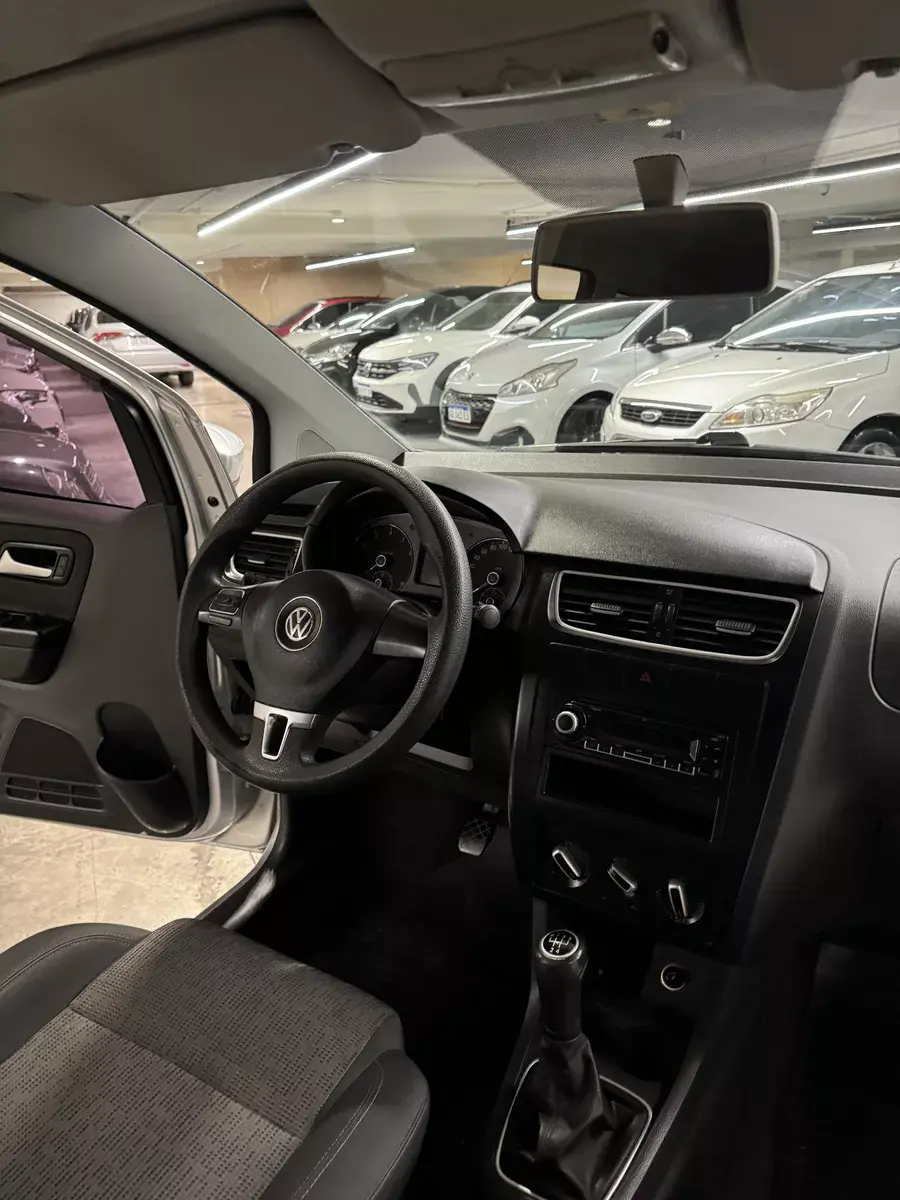 Miniatura: Volkswagen Fox - 2013