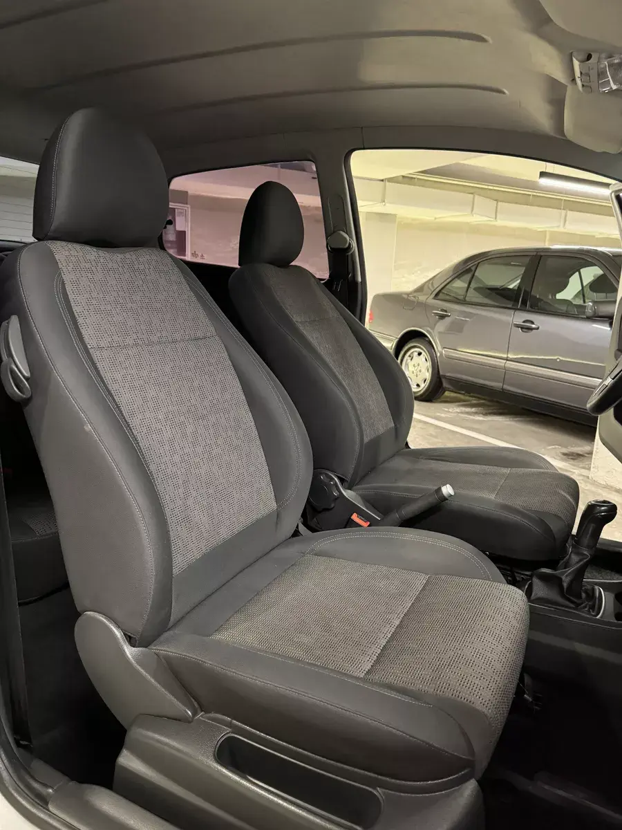 Miniatura: Volkswagen Fox - 2013