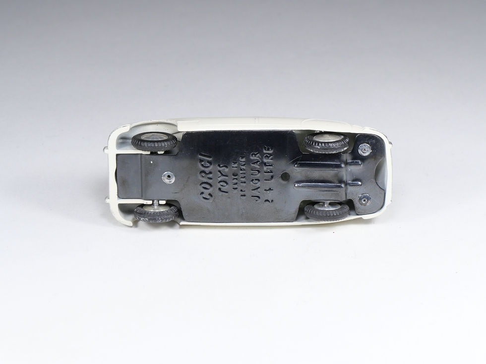 Thumbnail: CORGI - 208 - Jaguar 2.4 Litre - Blanc - 1/43