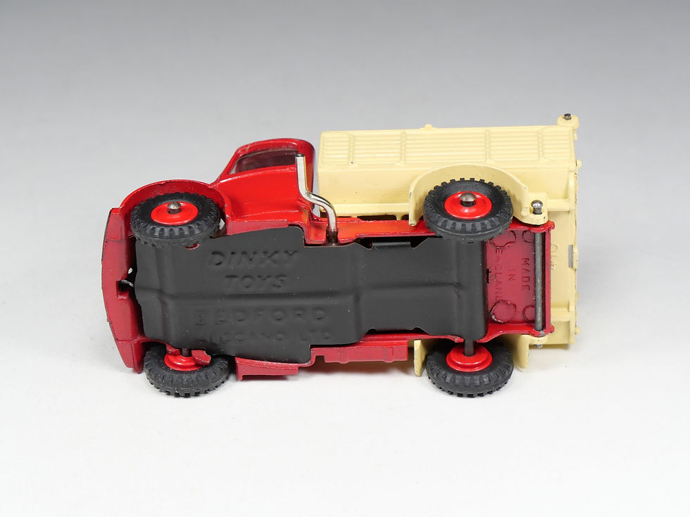 Miniatura: DINKY TOYS ENGLAND - 410 - Bedford End Tipper - Avec vitres - En boite