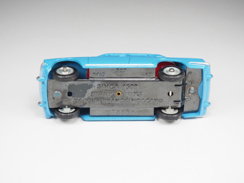 Dinky toys F n° 523 Simca 1500 en boite 1/43 Dinky toys F n° 523 Simca 1500 en boite 1/43